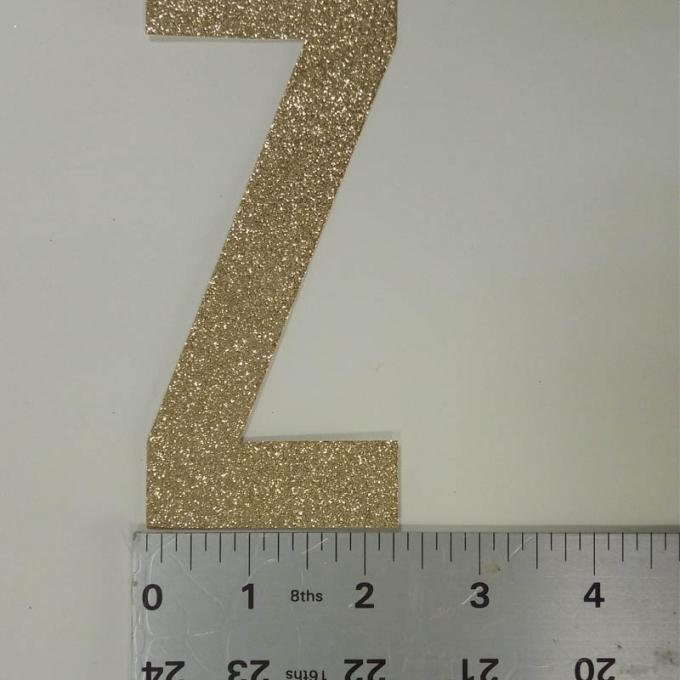 Les lettres Z ont découpé le grand papier avec des matrices de scintillement des lettres 300gsm de mousse de scintillement pour la fabrication de carte