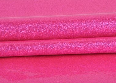 Chine Couleur rouge de Rose de scintillement de tissu en cuir synthétique durable de PVC pour faire des sacs usine